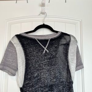 Cropped Tee
